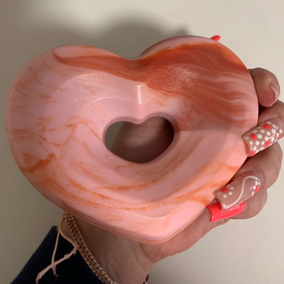 Bark Shop Major Crush Heart - Picture 2 of 3